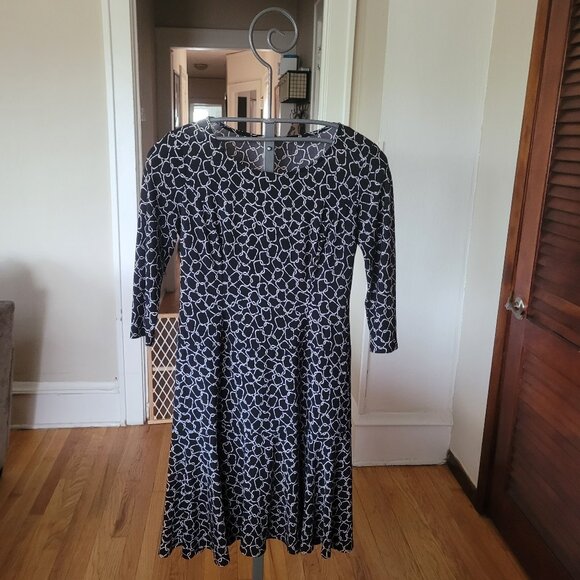 Black and White Dress - Picture 1 of 4